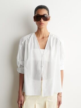NWT (size 2) COS GATHERED LIGHTWEIGHT COTTON V-NECK